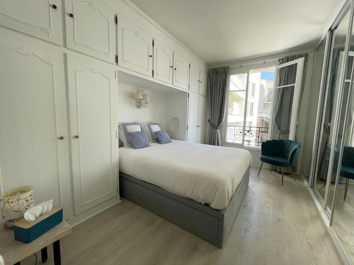 Appartement 2 Pieces Elegant Proche Porte De Versailles Parijs Buitenkant foto